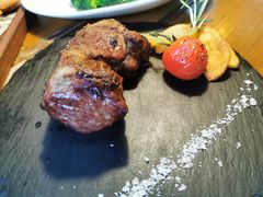 厚烤JBS谷饲140天牛扒-喜洲吧·江畔老船厂·庭院餐厅(喜临院店)