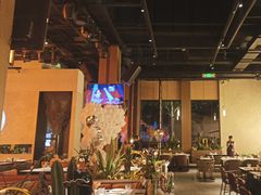 -洛缦音乐餐厅(工业展览馆万象城店)