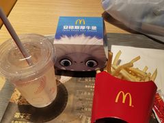 -麦当劳(海岸城店)