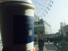 -Be Lived Cafe比例咖啡(摩天轮店)
