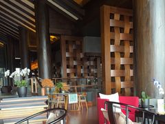 -时光吧·大堂吧·丽江和府洲际度假酒店