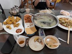 -雪湖煜辰鱼头老店(雪野湖店)