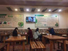 大堂-长青菠菜面·烧烤