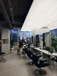 -菲·木田moontin造型salon