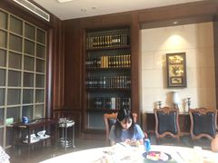 -梦都海鲜酒家(万达广场江桥店)