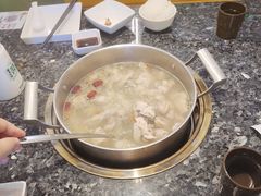 -一席地·本地鸡窝·杭帮鸡火锅(萧山银隆百货店)
