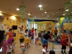 -红黄蓝成长中心(公益西桥校区)