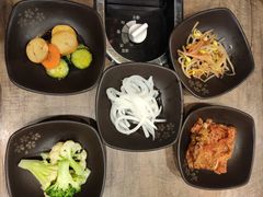 香猪坊餐前小菜-香猪坊韩国烤肉专属门店(魏公村店)