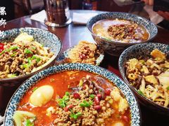 -粉家柳州螺蛳粉(杨宅路店)