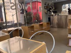 -HUGS coffee(东区店)