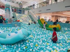 -新田360广场(上海华侨城店)