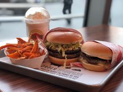 -FATBURGER 特富客汉堡(外交公寓店)