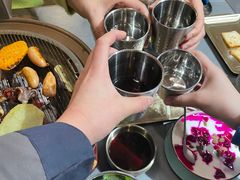 -围炉肉舍丹东海鲜烤肉·烤活鳗(步行街店)