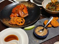 金沙脆皮鸡-杭州西子湖四季酒店·金沙厅