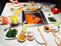 -海底捞火锅鲜切牛肉主题店(长寿路店)