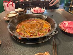 -渝井巷重庆老火锅(沈阳吉祥店)