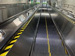 -红土地(地铁站)