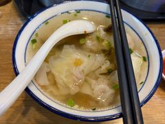 鲜肉小馄饨-景芳周大姐(国大城市广场店)