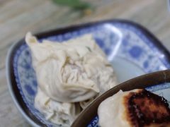 -无名氏宵夜小摊(祝家三姐妹馄饨店)