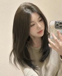 -安蒂护肤造型
