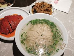 -松鹤面馆·古法焖肉面(观前店)