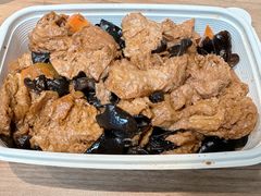 面筋浇头里的面筋-功德林(南京西路店)