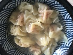 虾肉小馄饨-王家沙点心店(南京西路总店)