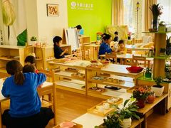 -乐融婴幼儿成长中心(四季青校区)