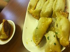 -小姜锅贴(凤凰街店)