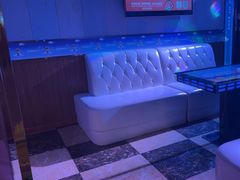 -唱吧麦颂KTV(松江五龙商业广场店)