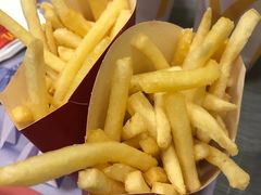 -麦当劳(乳山路店)