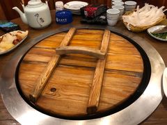 -万里闯关东铁锅炖菜馆(高新旗舰店)