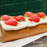 爱Ta带Ta来吃，白蘭草莓布蕾卷
