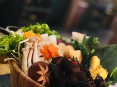 -湊湊火锅·茶憩(恒隆广场店)