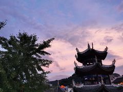 -苗伯妈酸汤火锅