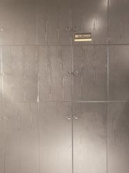 -PE SALON