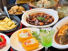 -吕氏焗小鲜•海鲜青岛菜(总店)