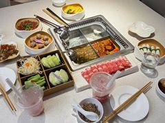 -海底捞火锅(中商百货夜宵主题店)