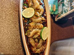 -曼听小寨海鲜烧烤·大连辣炒大王(盖州街店)