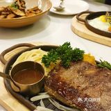 中骏世界城新店 | 性价比超高 & 新晋牛排餐厅—帕帕卡西厨