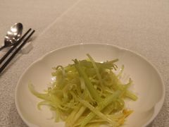 炝拌马家沟芹菜-粤珍轩·家宴·广式茶点(新城广场店)