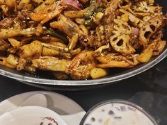 -椒行天下干锅牛蛙·(万宝店)