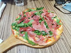 帕玛火腿双层芝士匹萨-榖屋house of flour(张江首店)