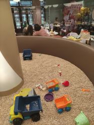 -奈尔宝·国风主题儿童乐园·亲子餐厅(豫园商城店)