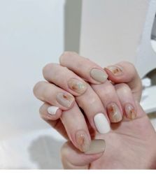 -悦指间美甲美睫