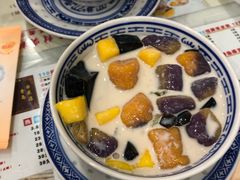 -广信牛奶甜品世家(台东店)