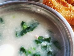 核桃芥菜肉粥-财记鱼粥·肠粉