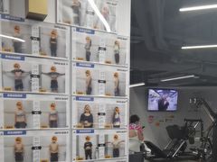 -超鹿运动(达信大厦店)