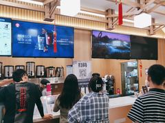 -霸王茶姬(南强街店)