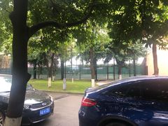 -成都高新创新角度网球俱乐部